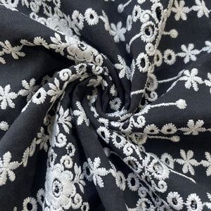 Black White Floral Embroidery Cotton Schiffli Fabric 17252