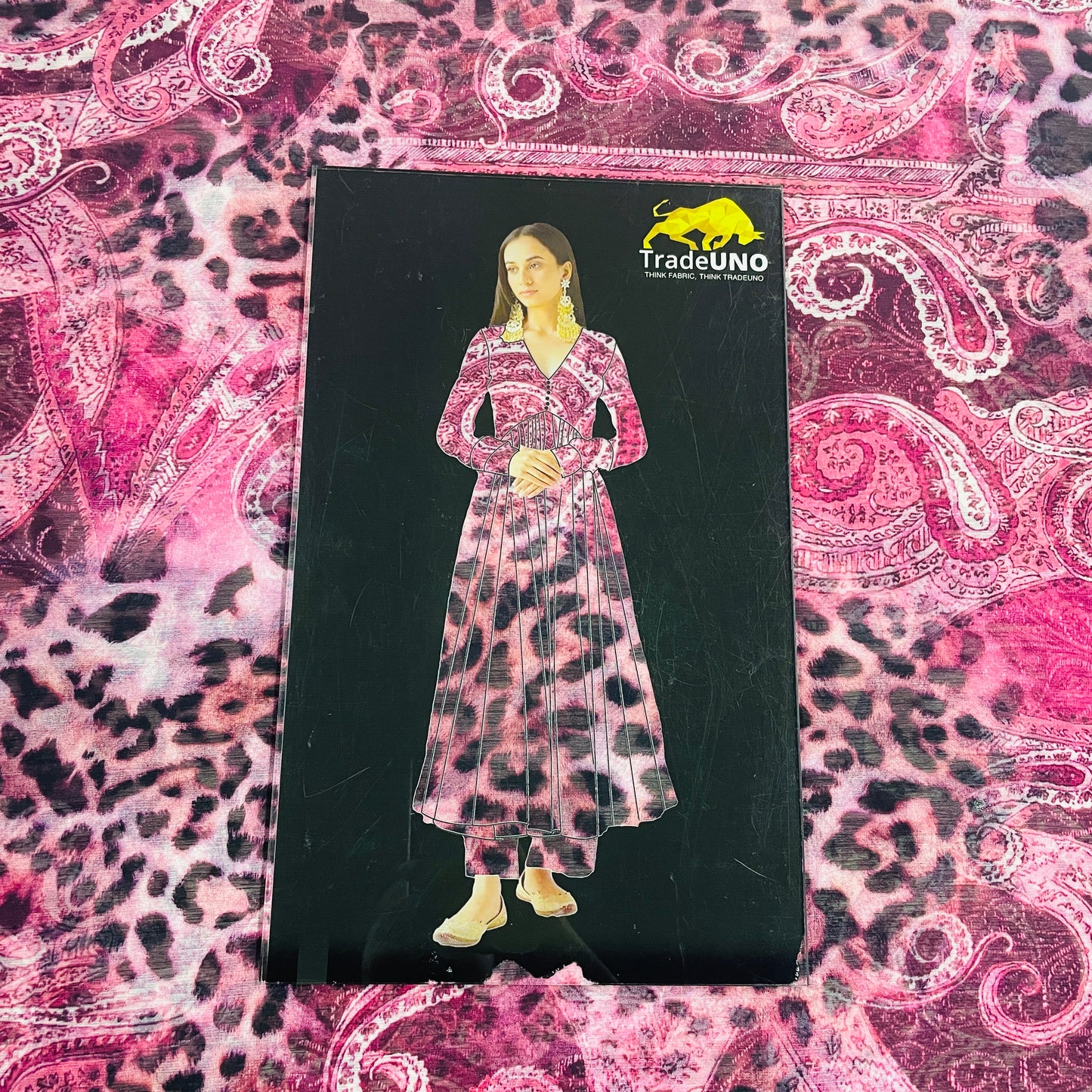 Pink Paisley Print Geogrette Fabric - TradeUNO