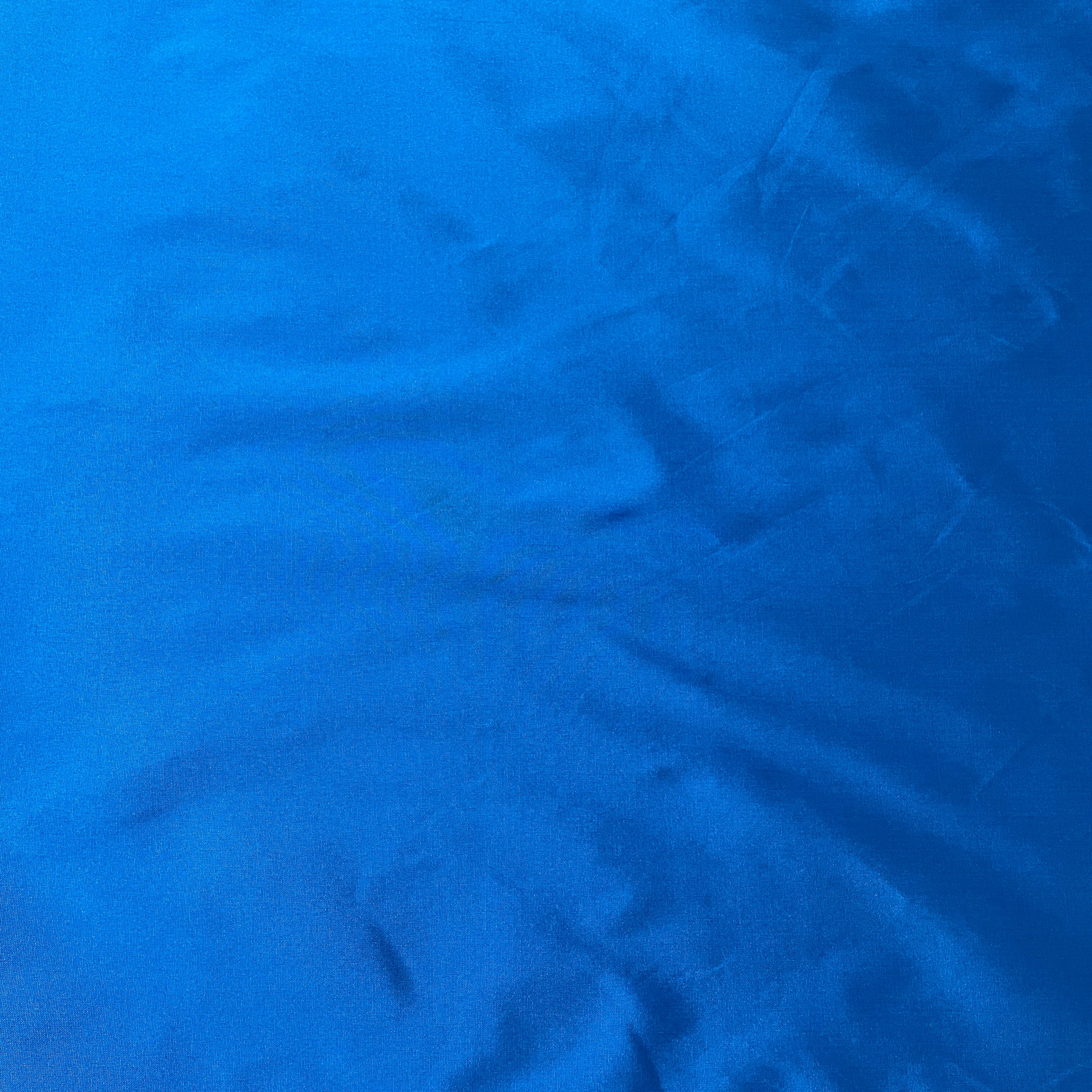 Blue Solid Silk Taffeta Fabric - TradeUNO