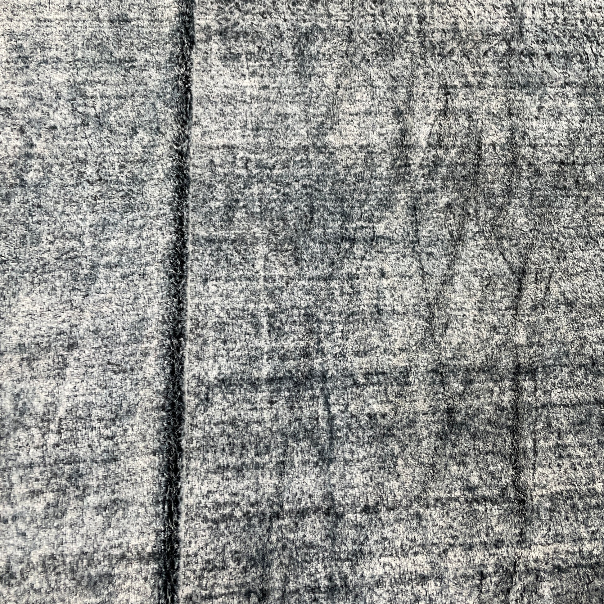 Black & Grey Solid Fur Fabric - TradeUNO