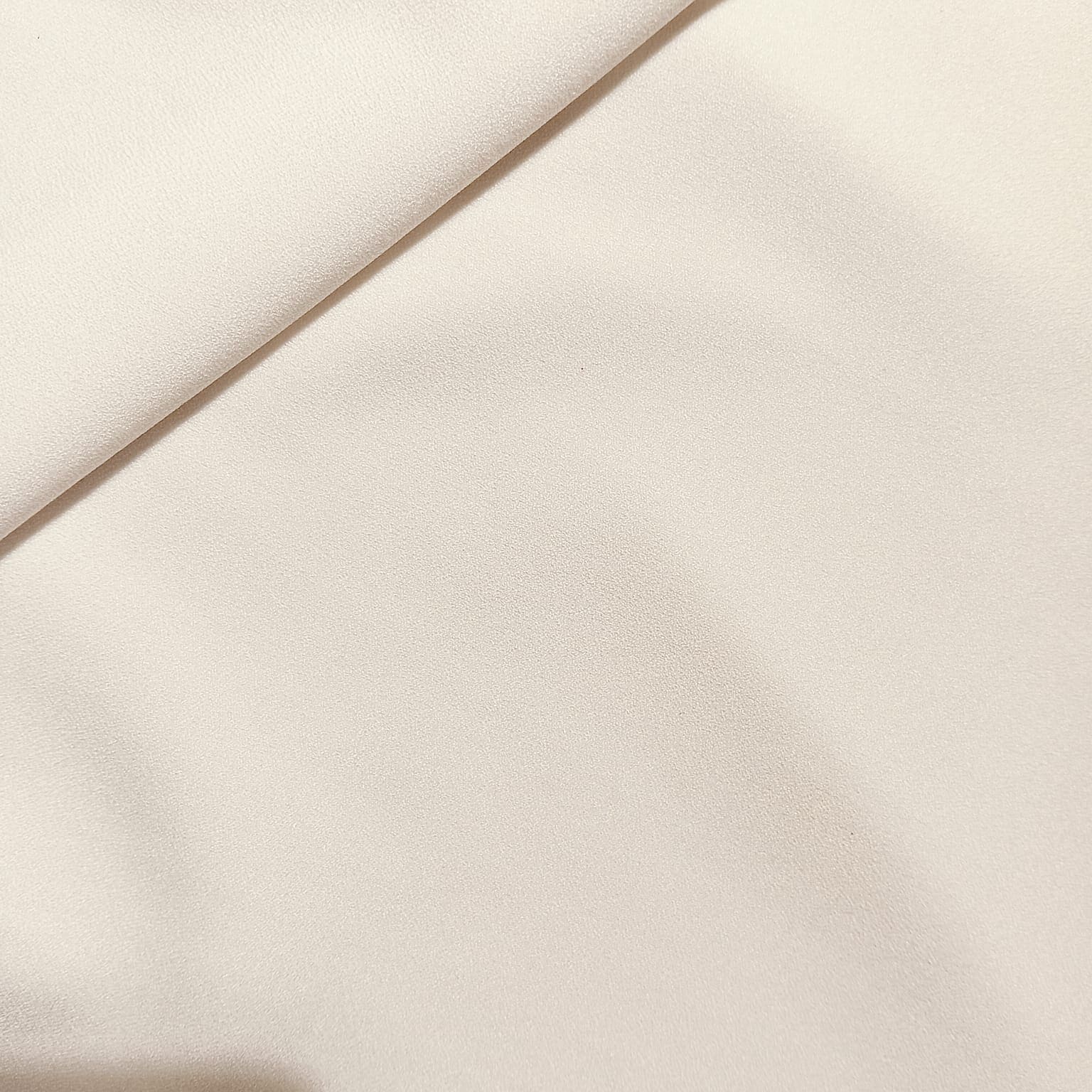 White Solid Moss Crepe 17889