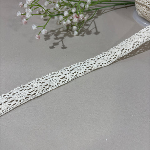 Off Cream Dyeable Cotton Lace 9175