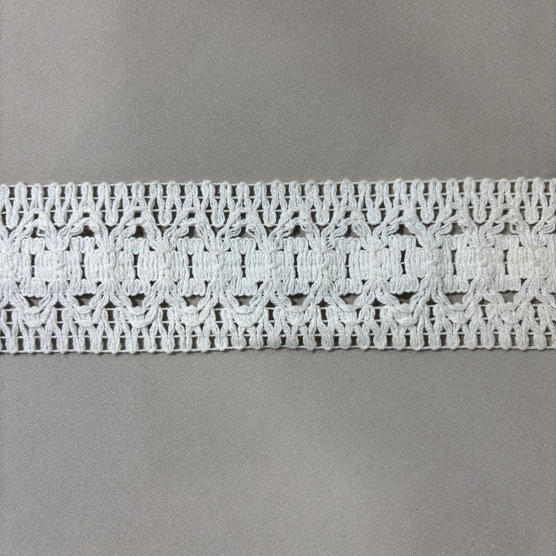Off White Dyeable Cotton Lace 9191