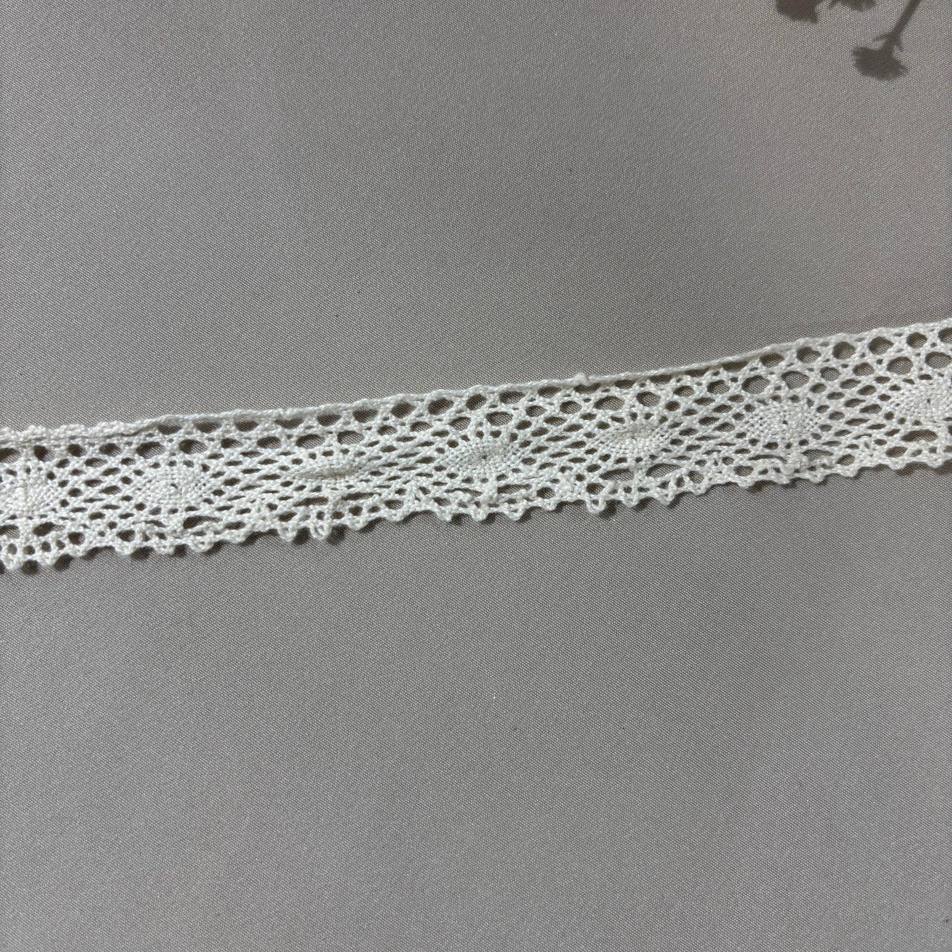 Off Cream Dyeable Cotton Lace 9180
