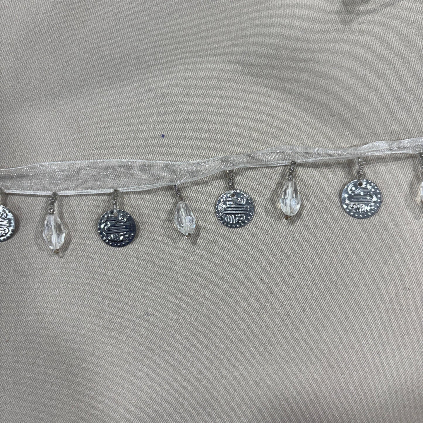 Silver Coins Stone Lace 16993