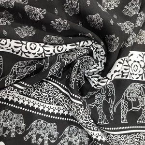 Black&White Tropical Print Rayon Fabric 17336