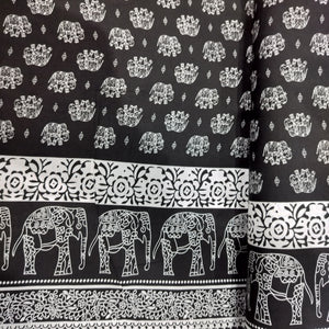 Black&White Tropical Print Rayon Fabric 17336