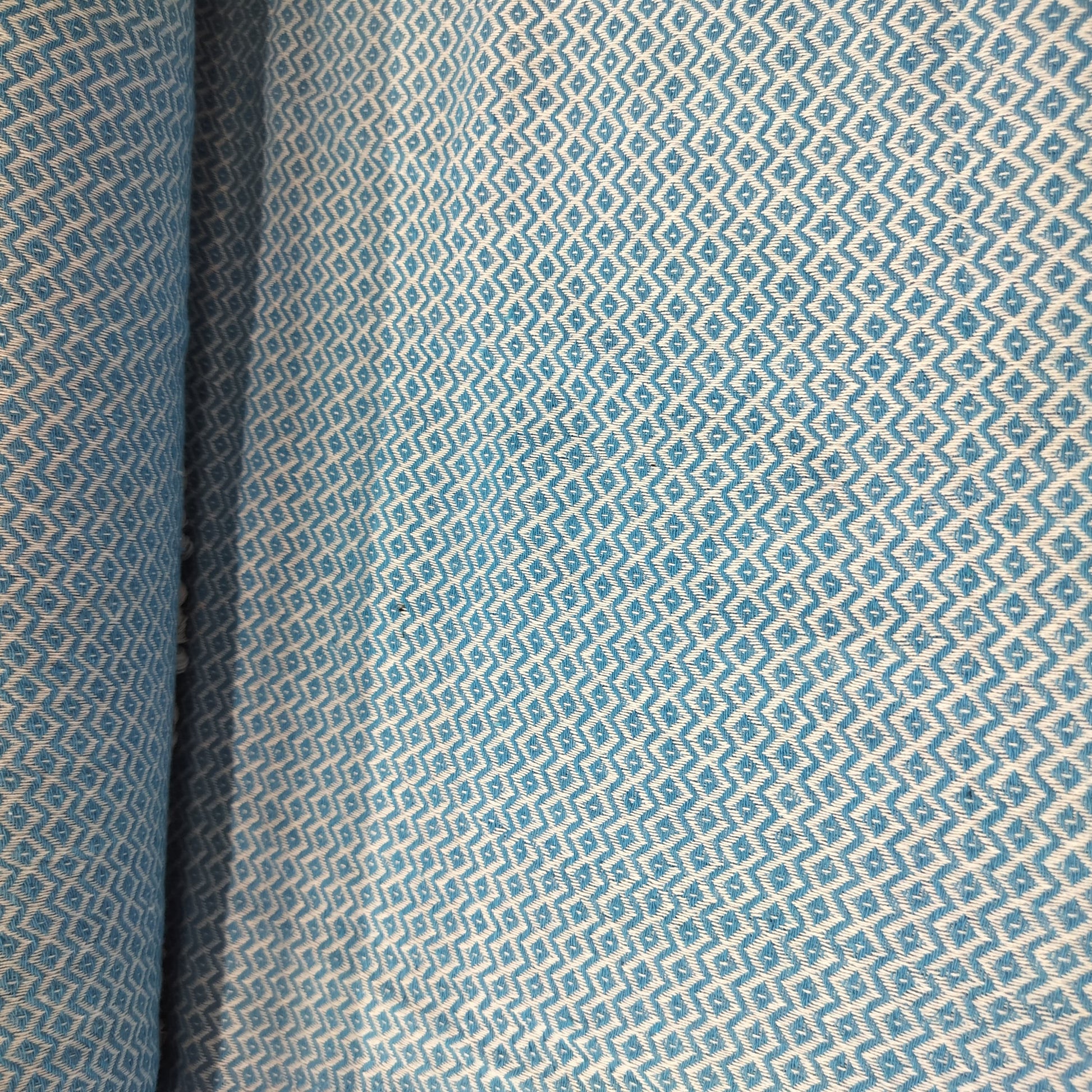 Blue Geomatrical Print Handloom Cotton Fabric 1029