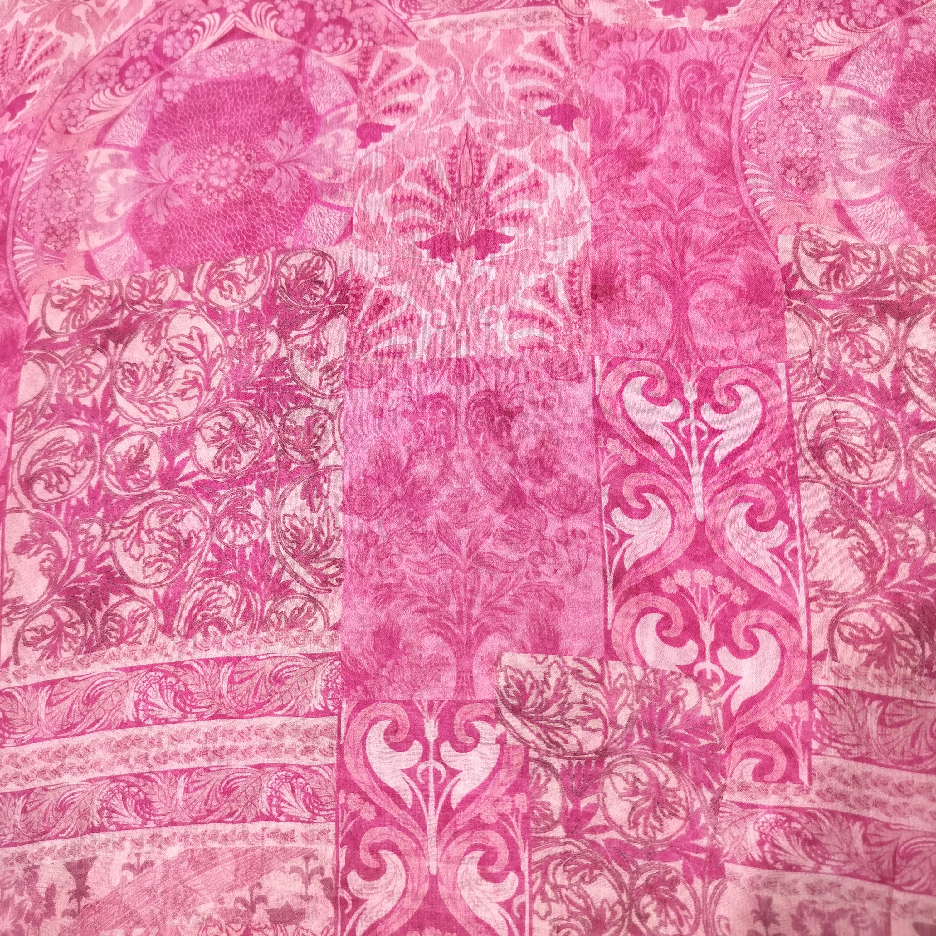 Pink Floral Geomatrical Print Georgette Fabric 17114