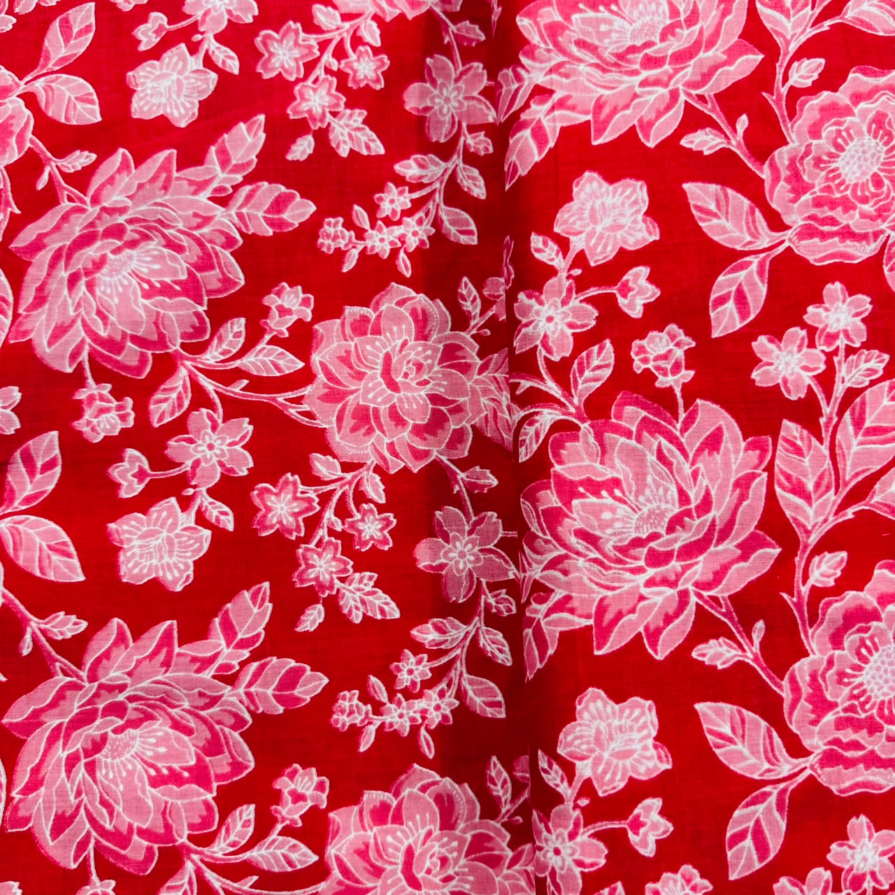 Red white floral print Cotton Fabric AFI-29586 - TradeUNO