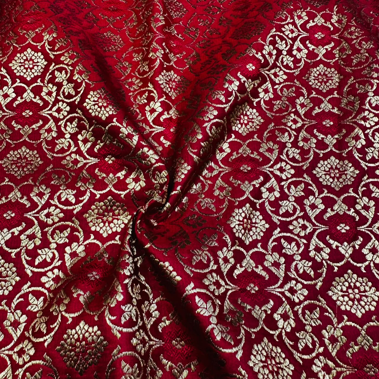 Red Banarasi Brocade Fabric KRE-23736