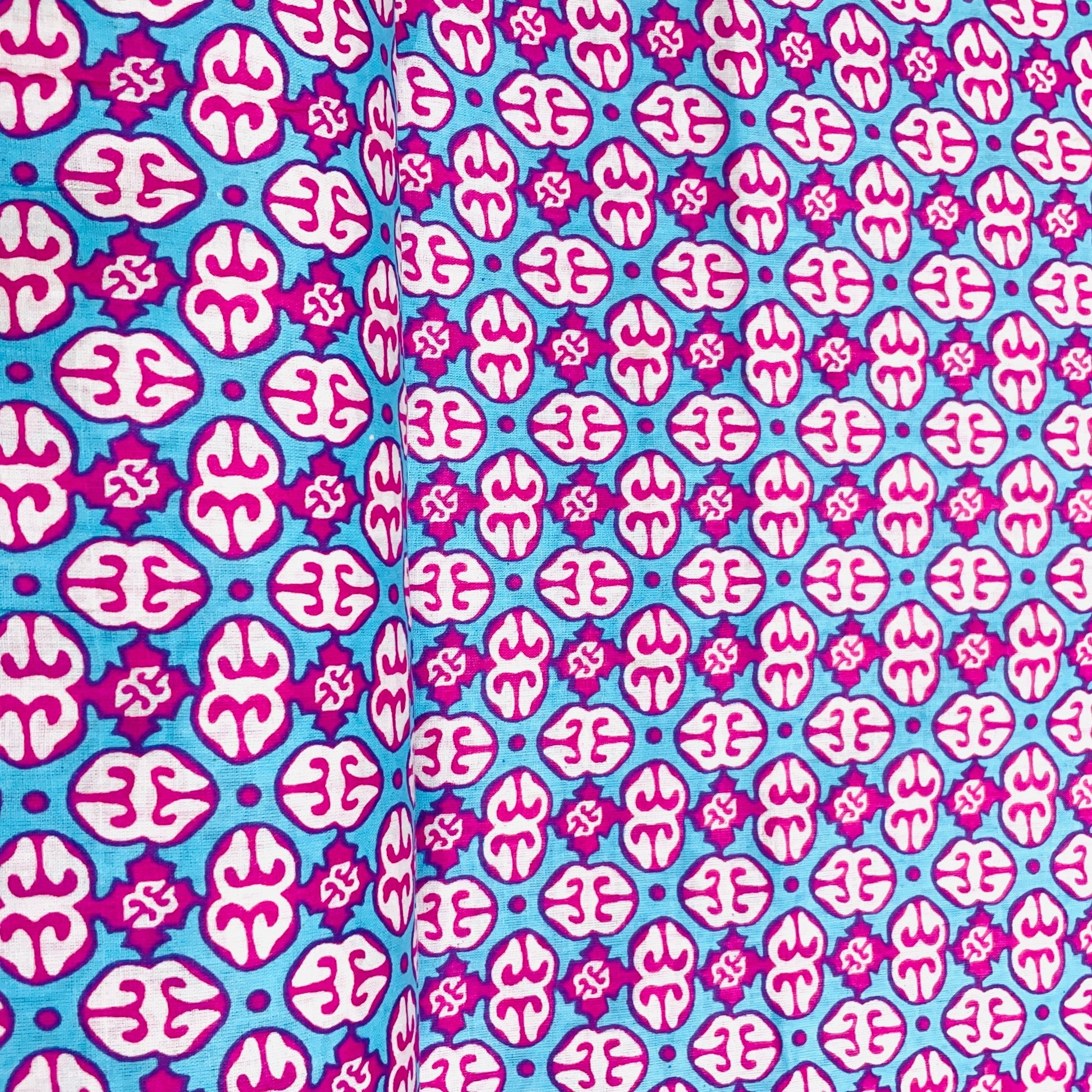 Blue & Pink Geometerical Print Cotton Fabric - TradeUNO