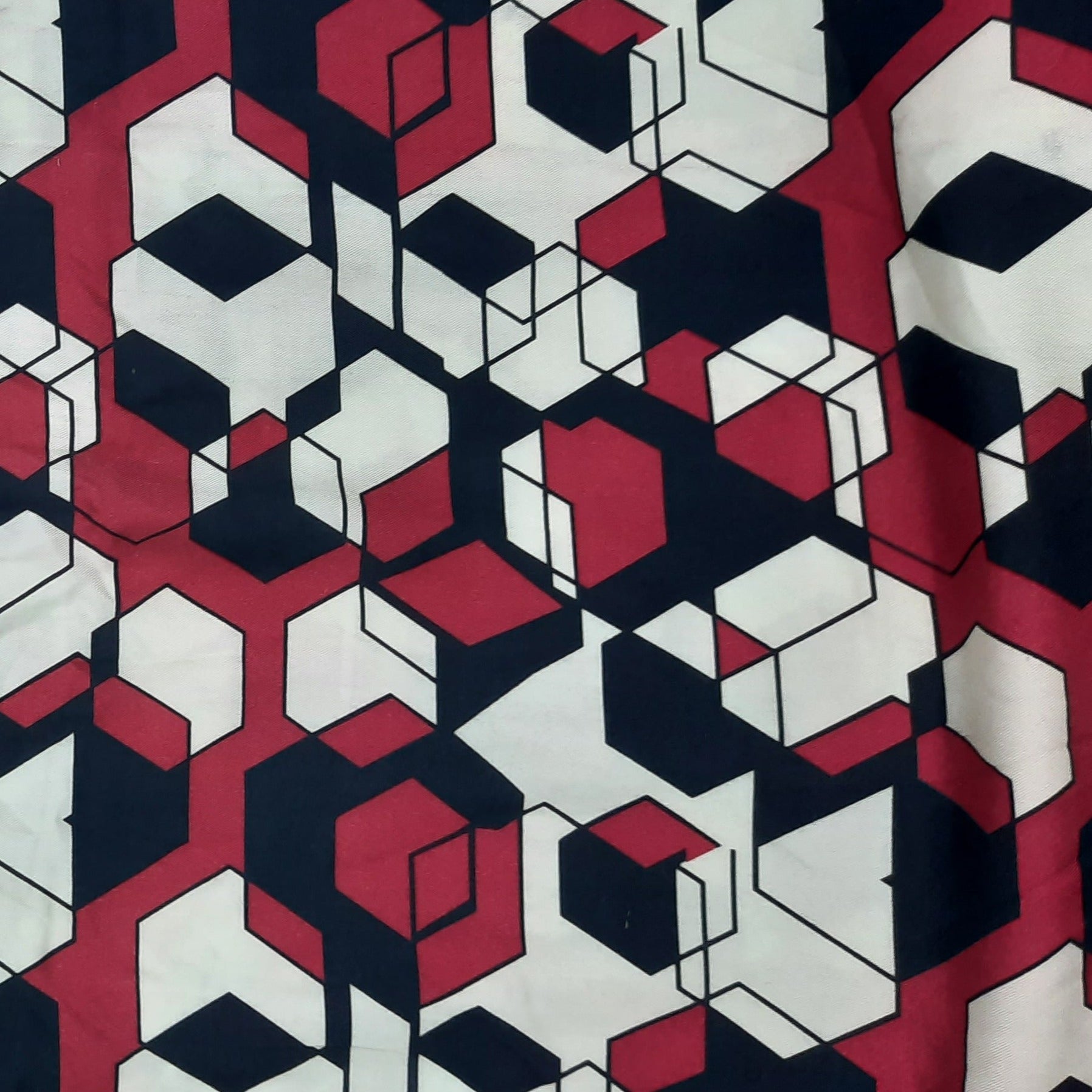White & Maroon & Black Geometrical Print Twill Fabric Trade UNO