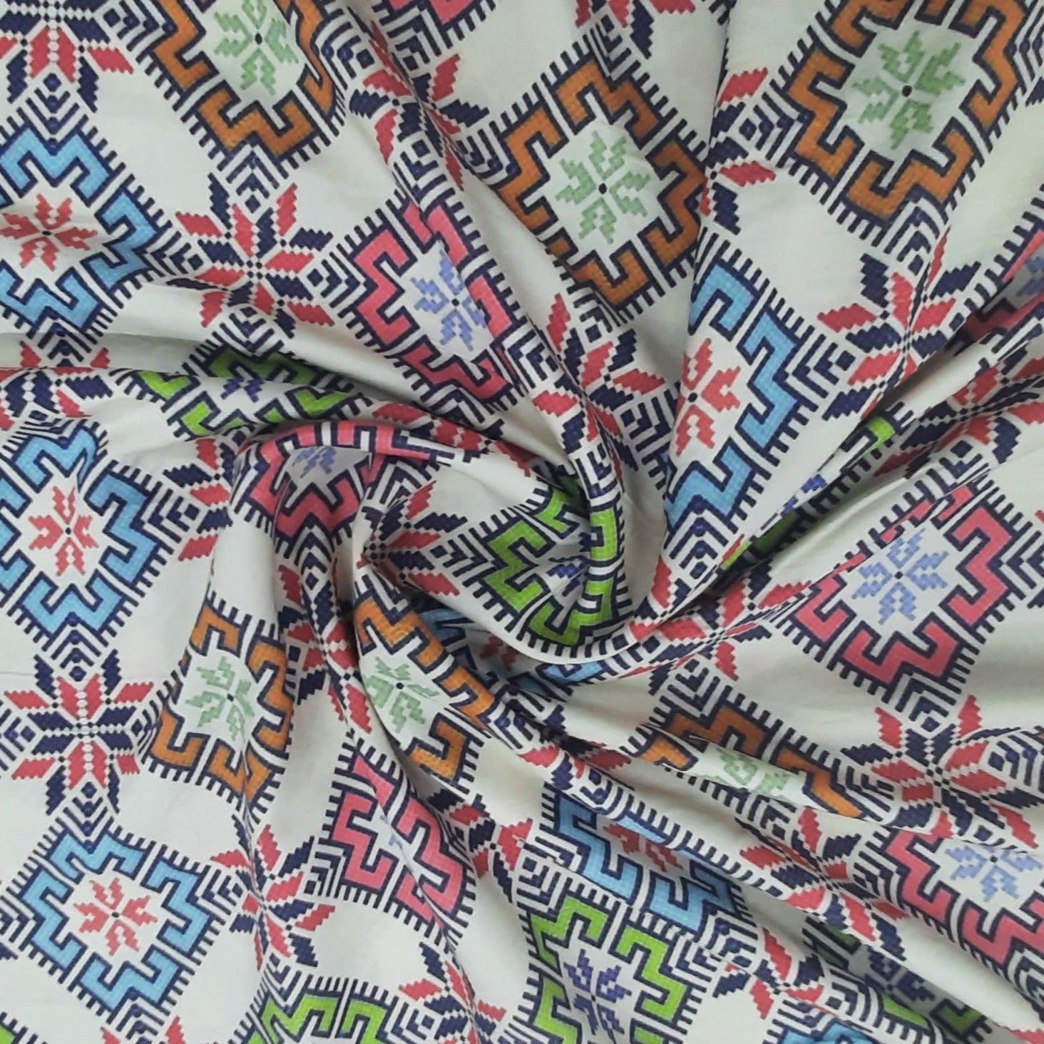 Cream Traditional & Greomectrial Print Viscose Fabric Trade UNO
