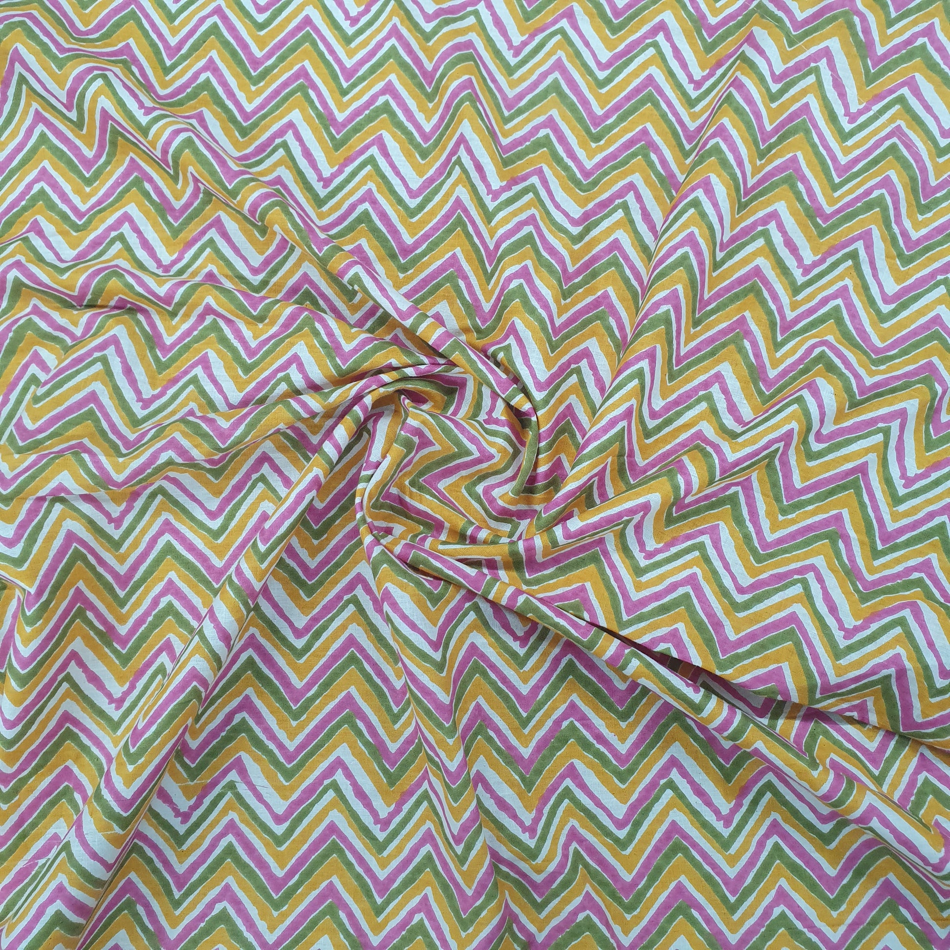 Multicolor Chevron Print Cotton Fabric Trade UNO