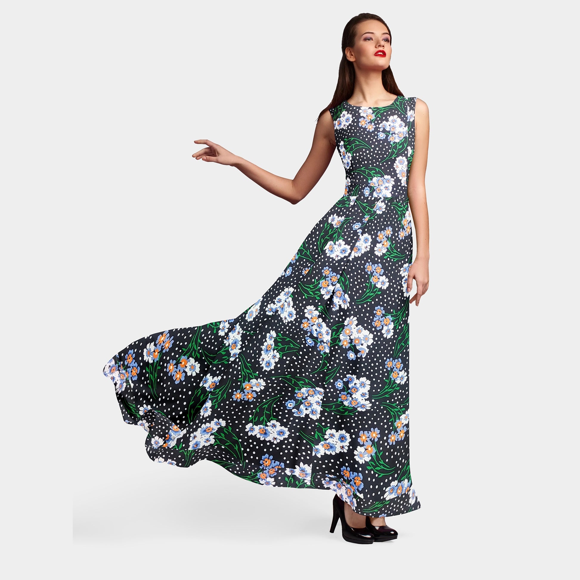 Black Floral Print Rayon Fabric Trade UNO