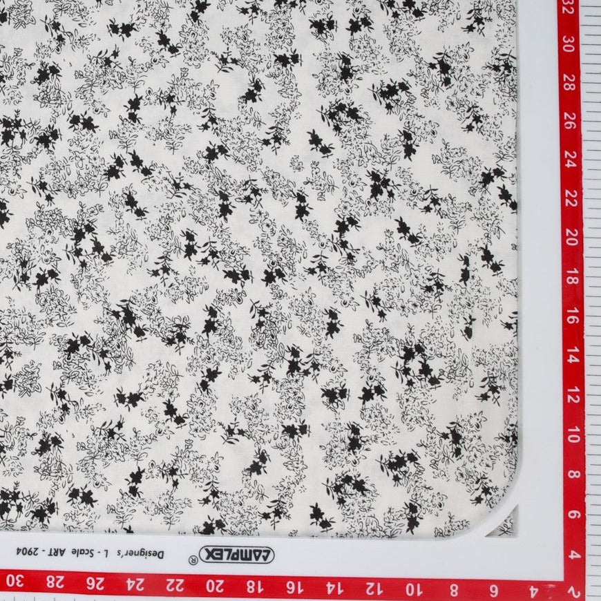 Black & White Ditsy Floral Rayon Fabric Trade UNO
