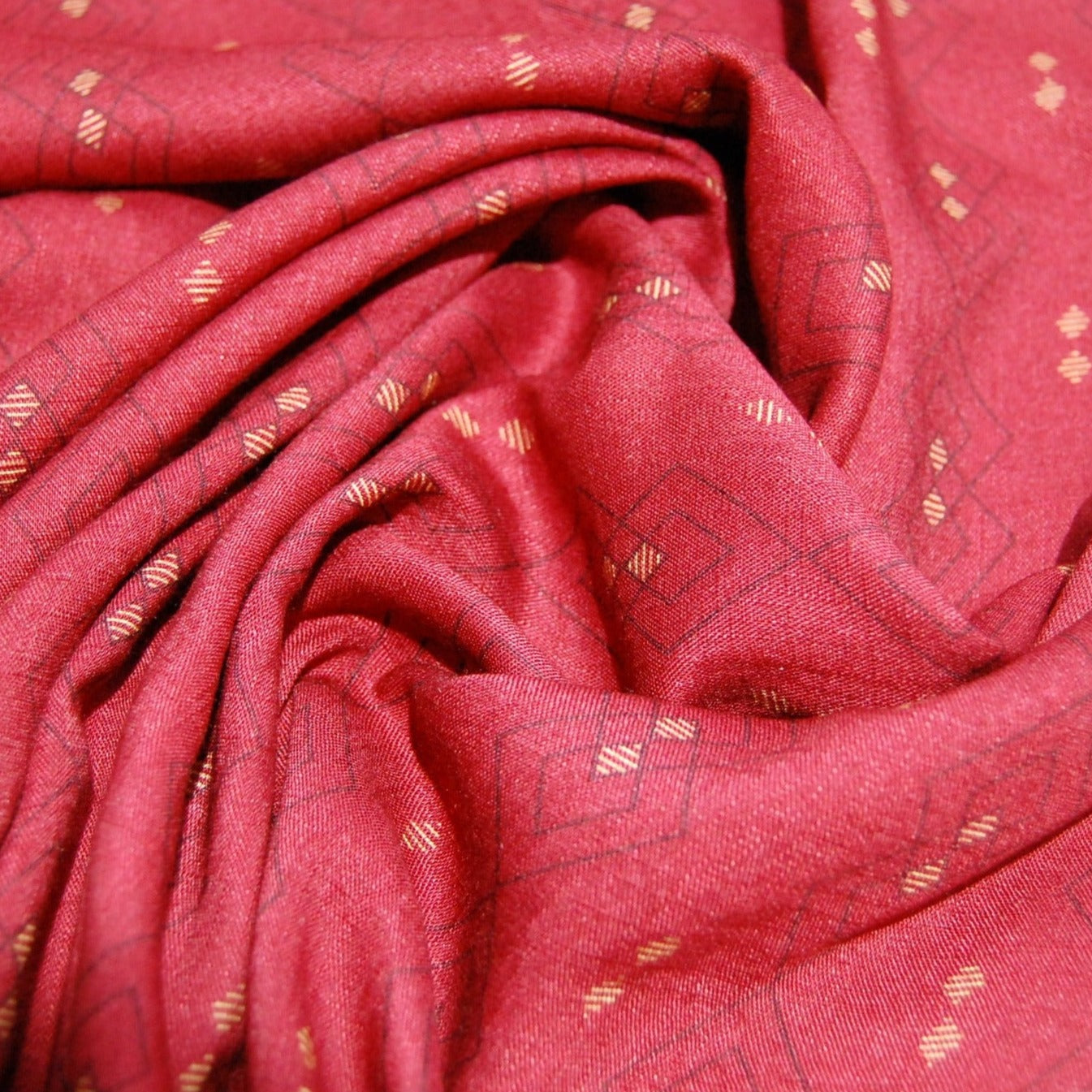 Red Geometrical Print Viscose Fabric Trade UNO