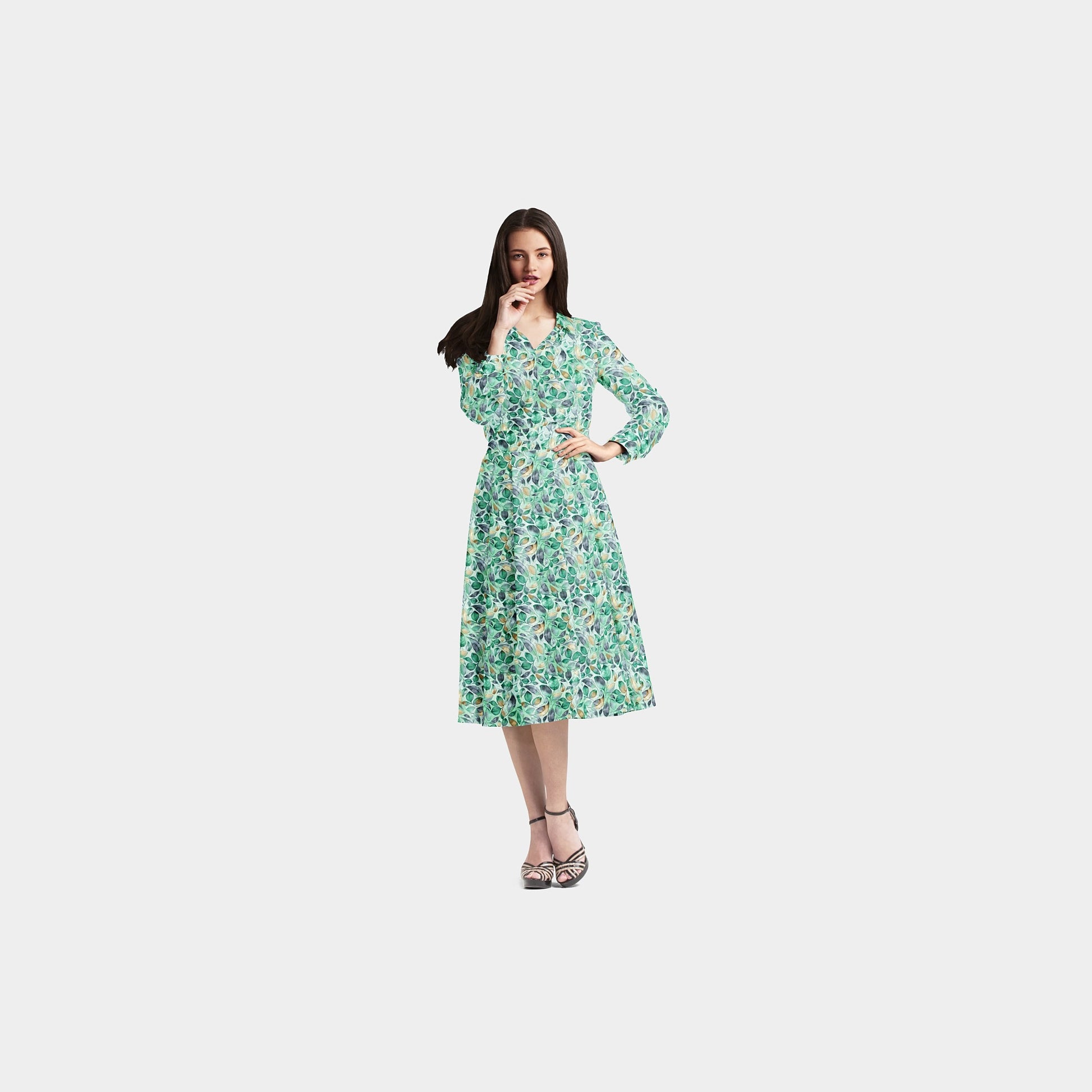 Green Leaf With Lurex Print Rayon Fabric Trade UNO