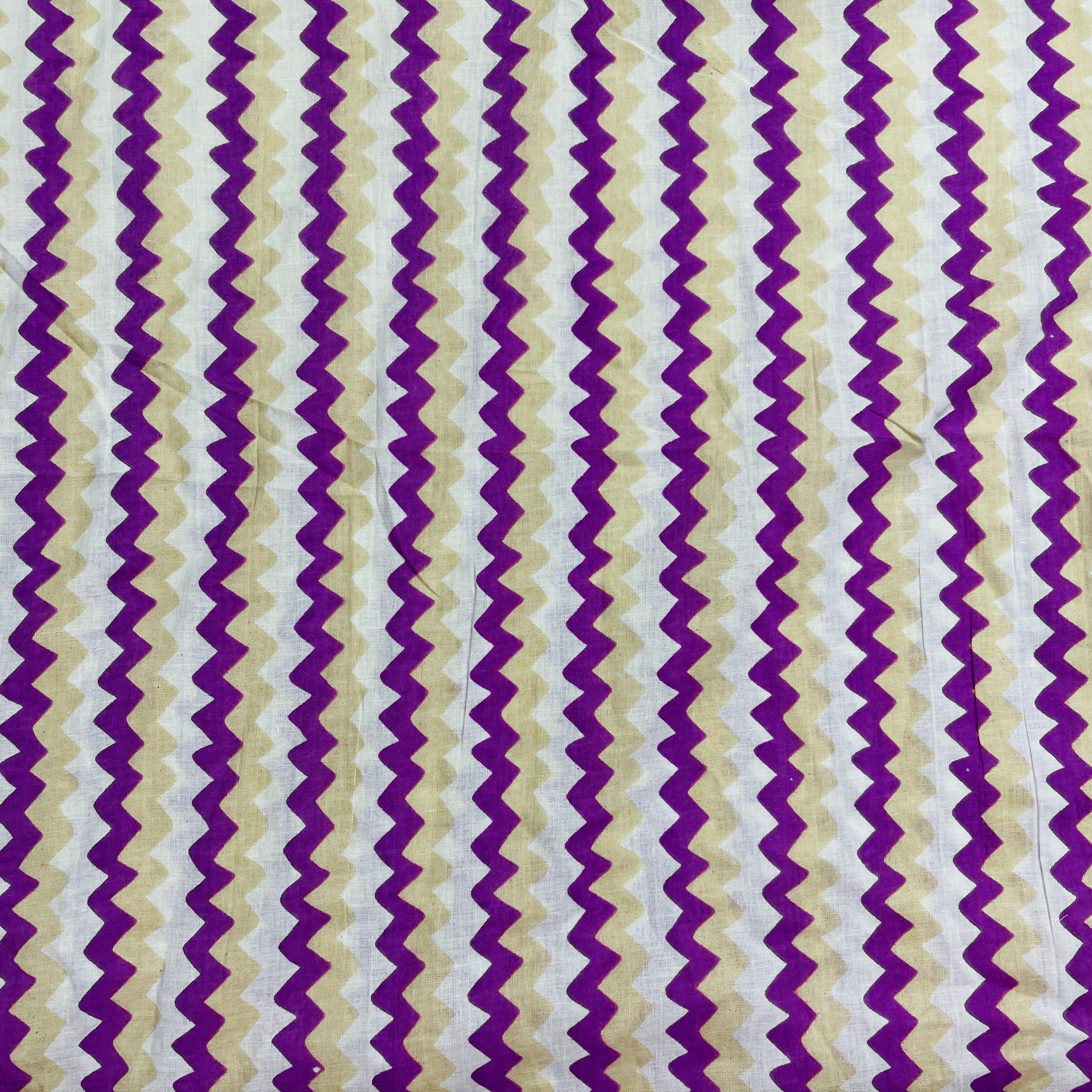 White & Multicolor Print Cotton Fabric - TradeUNO