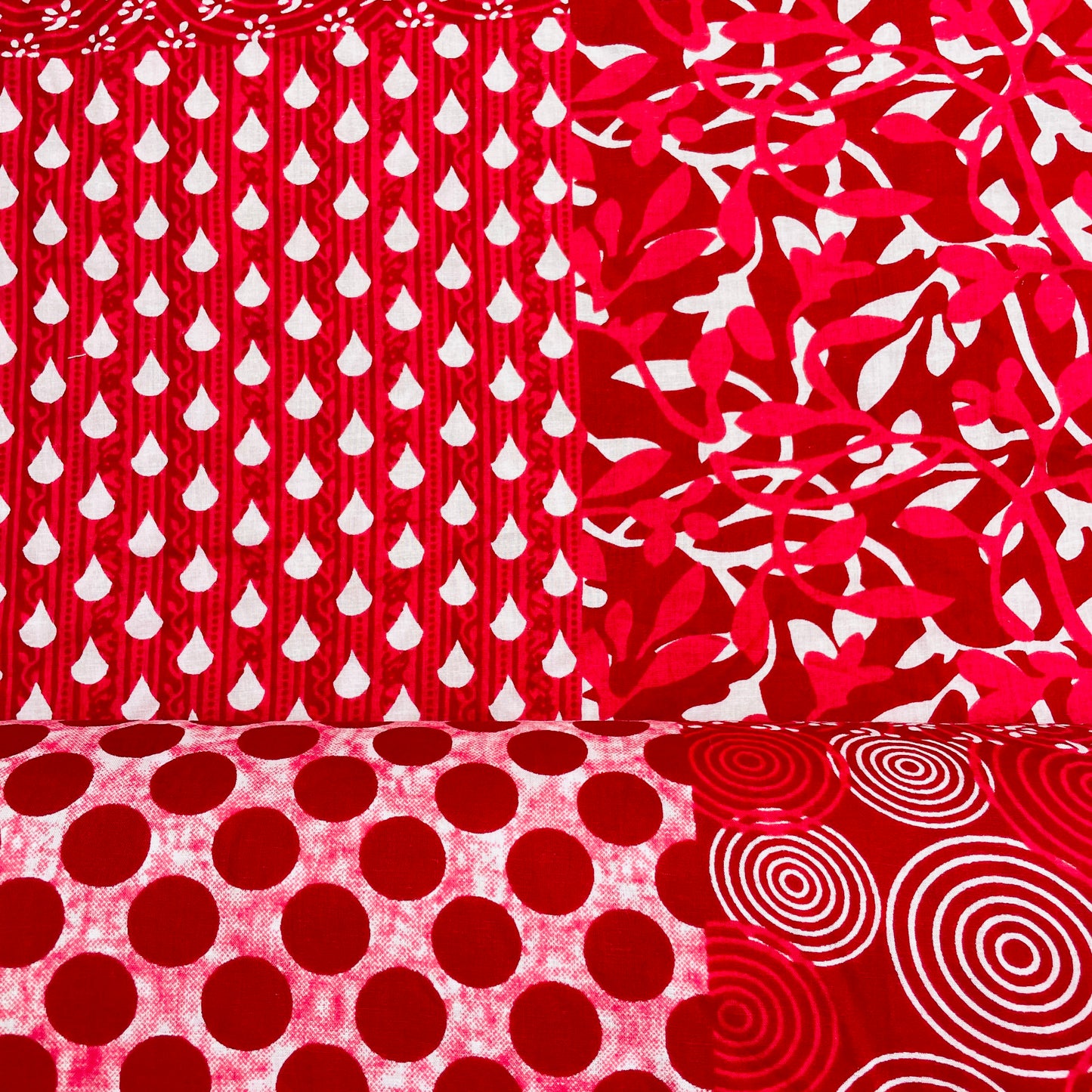 Red Geometerical Print Cotton Fabric TU-8602 - TradeUNO
