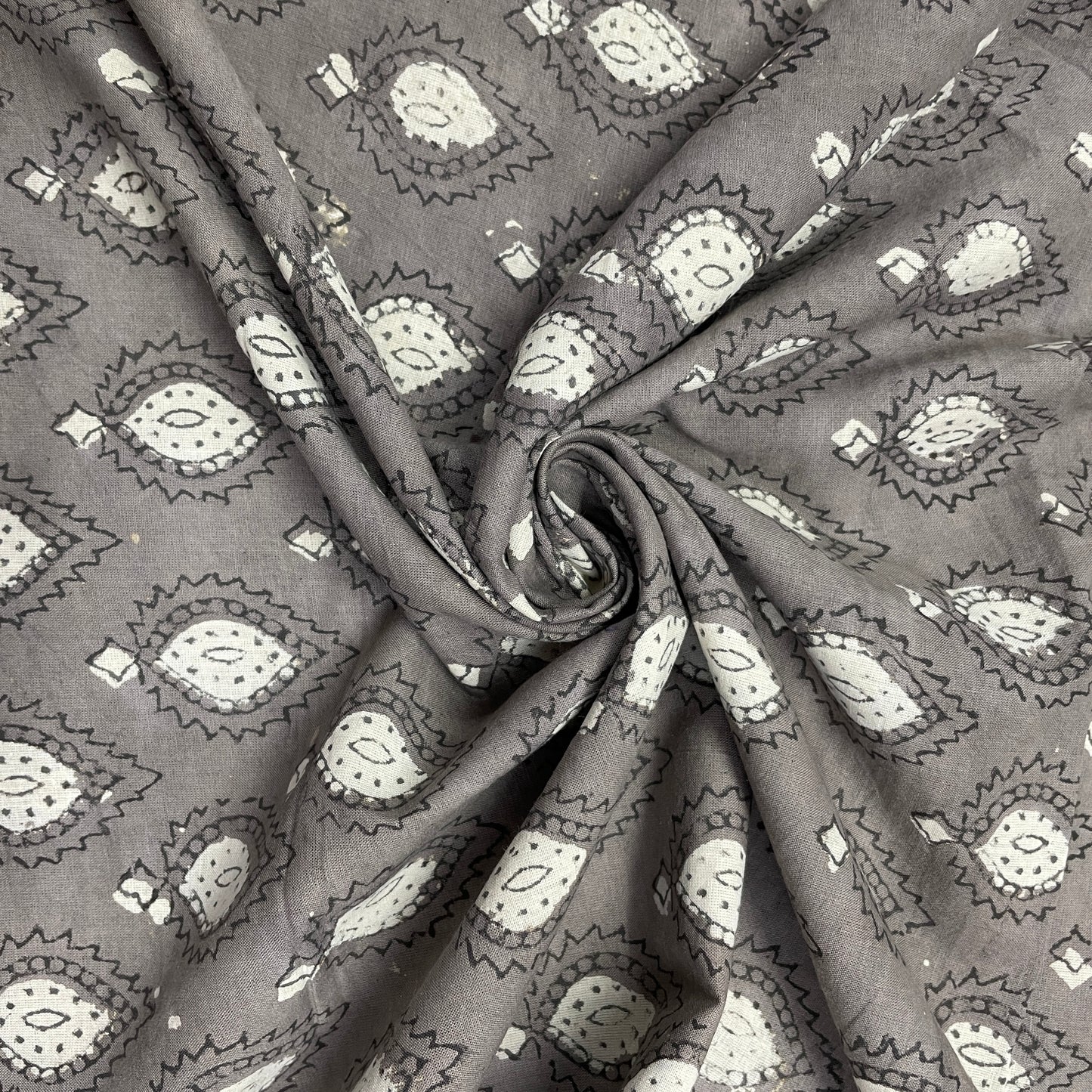 Grey & Cream Paisley Print Cotton Fabric - TradeUNO