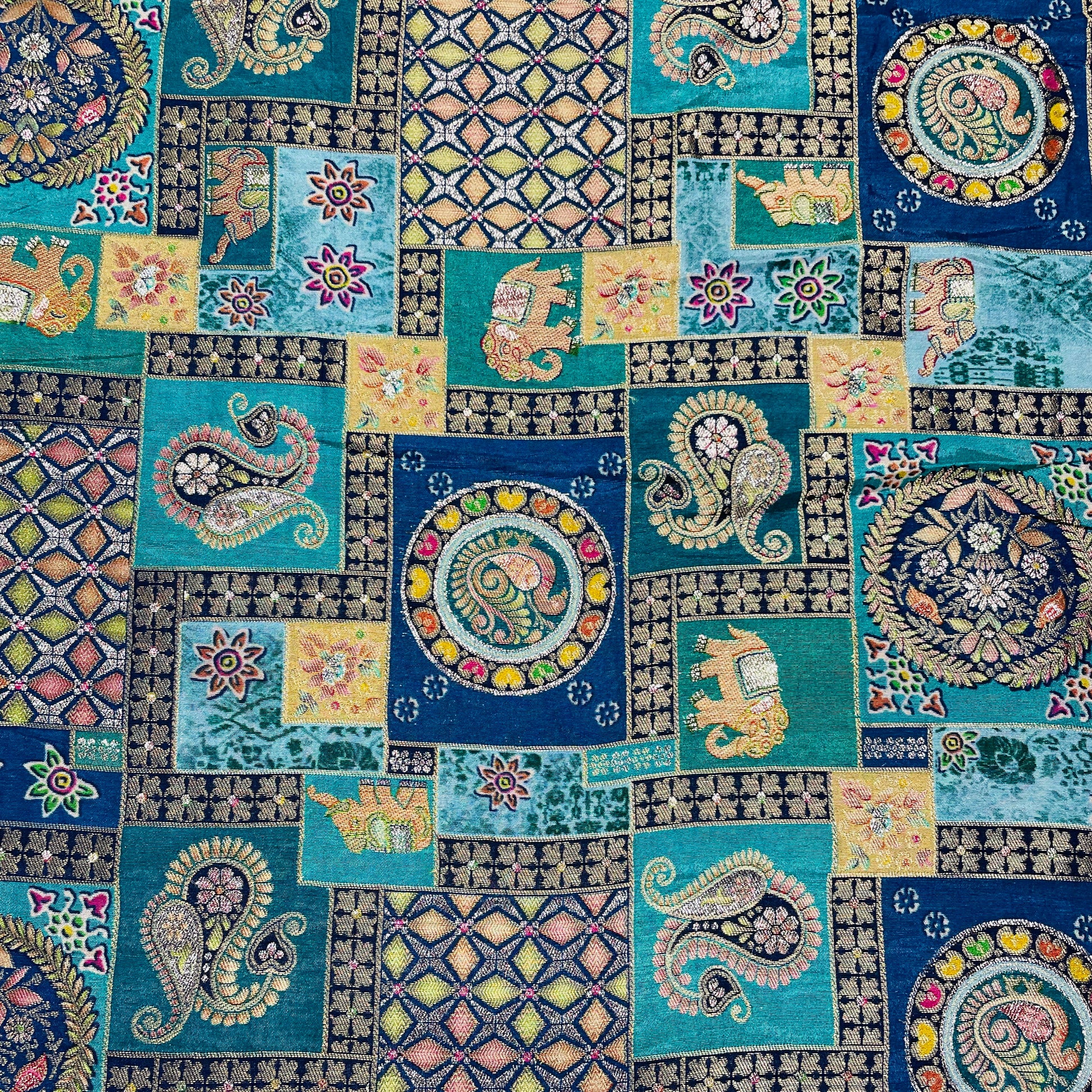 Green & Multicolor Position Print With Zari Jacquard - TradeUNO