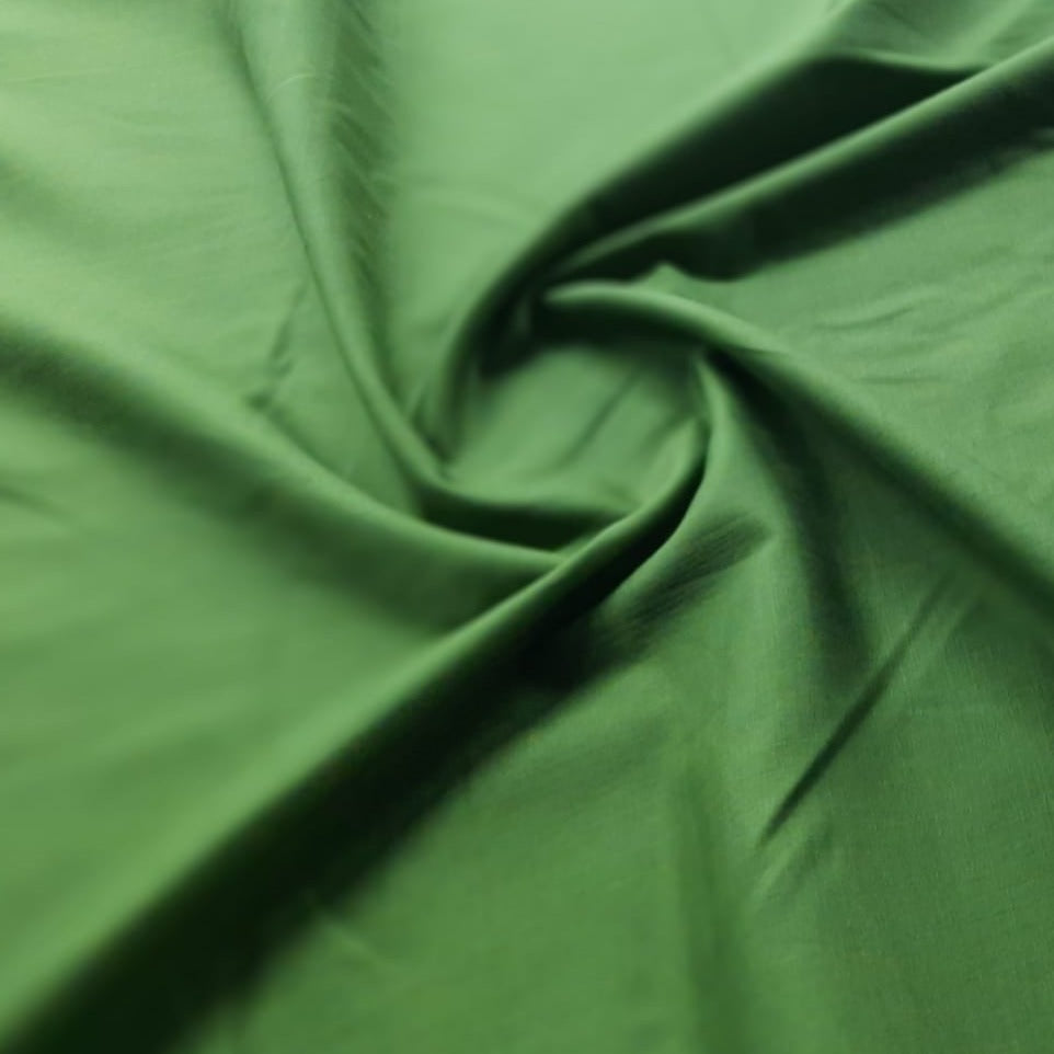 Dark Green Solid Yarn Dyed Cotton Fabric Trade UNO