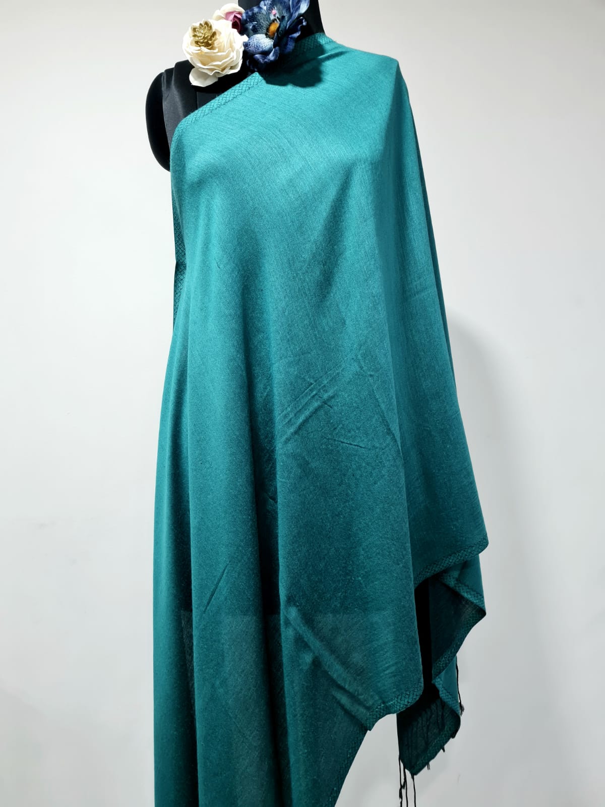 Viscose Shawl, Size 70x180 Solid Green Color Shawl (TU-3000) Trade UNO