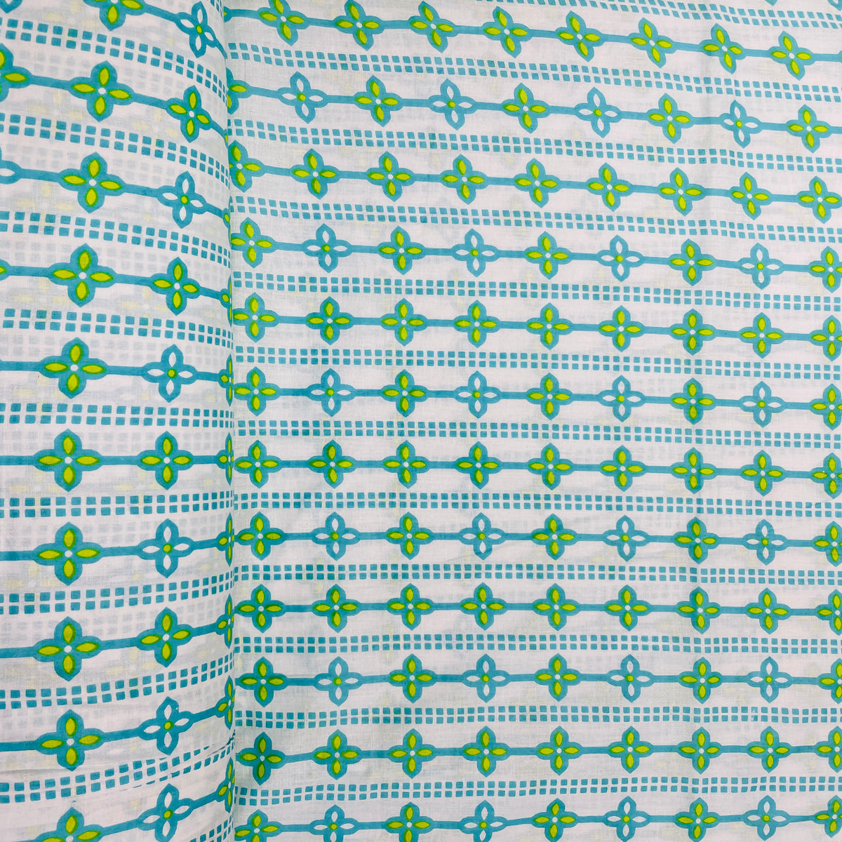 White & Green Geometrical Print Cotton Fabric - TradeUNO